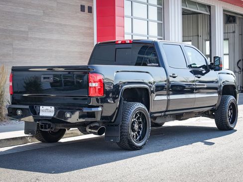 Used 2019 GMC Sierra 3500 Denali w/ Duramax Plus Package AWD/4WD image 3