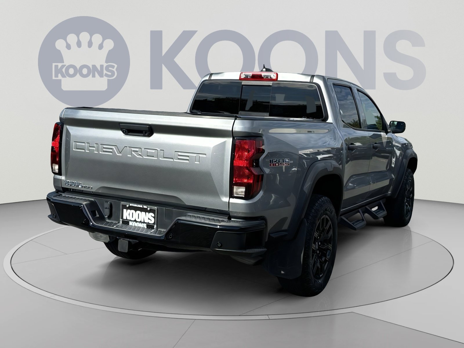 Used 2023 Chevrolet Colorado Trail Boss w/ Technology Package AWD/4WD image 11