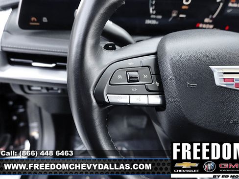 Used 2025 Cadillac XT4 Premium Luxury image 18