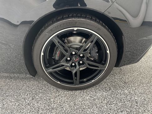 Used 2022 Chevrolet Corvette Stingray Premium Cpe w/ Z51 Performance Package RWD image 14
