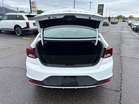 Used 2019 Hyundai Elantra SE w/ Cargo Package FWD image 28