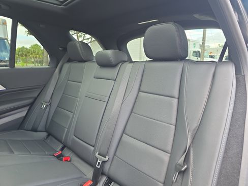 Used 2025 Mercedes-Benz GLE 350 4MATIC image 15