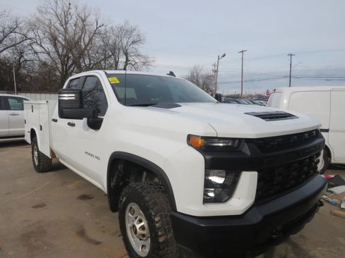 Used 2021 Chevrolet Silverado 2500 W/T w/ WT Fleet Convenience Package AWD/4WD image 3