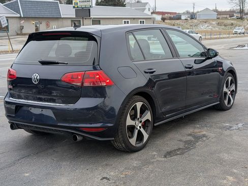 Used 2017 Volkswagen GTI SE image 7