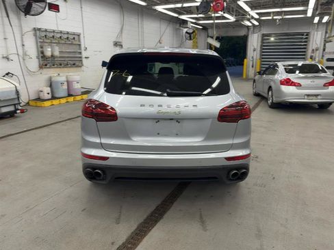 Used 2017 Porsche Cayenne S Platinum w/ Premium Package Plus (Pjy) AWD/4WD image 8