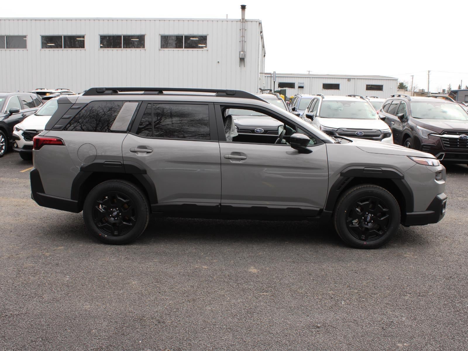 New 2026 Subaru Outback Limited w/ Premium/Limited Plus Package AWD/4WD image 4