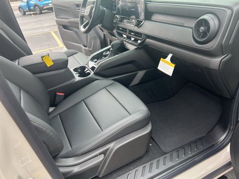 New 2026 Chevrolet Colorado Trail Boss AWD/4WD image 23