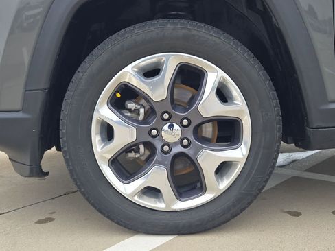 Used 2021 Jeep Compass Limited w/ Sun and Sound Group AWD/4WD image 13