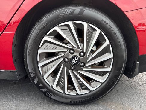 Used 2024 Hyundai Sonata SEL FWD image 29