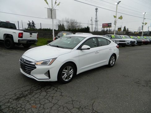Used 2019 Hyundai Elantra SEL w/ Cargo Package image 4