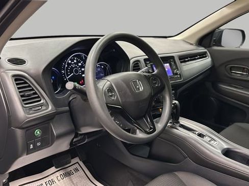 Used 2022 Honda HR-V LX image 13