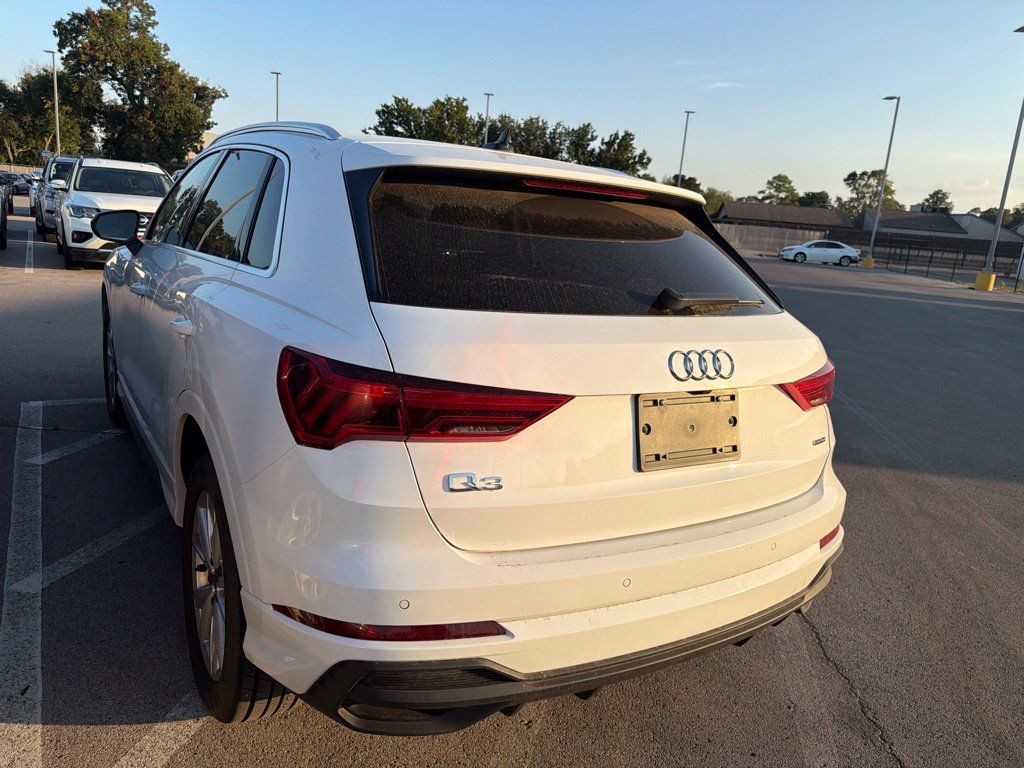 Used 2025 Audi Q3 2.0T Premium AWD/4WD image 7