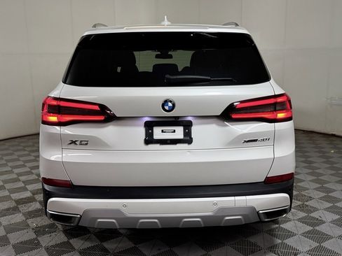 Used 2023 BMW X5 xDrive40i w/ Premium Package image 5