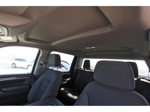 Used 2024 Chevrolet Silverado 2500 LT image 26