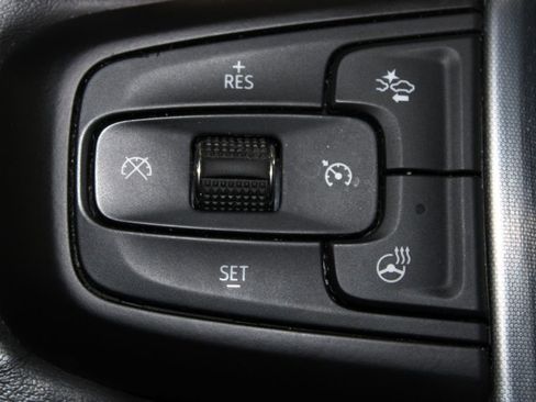 Used 2022 GMC Sierra 1500 SLT AWD/4WD image 27