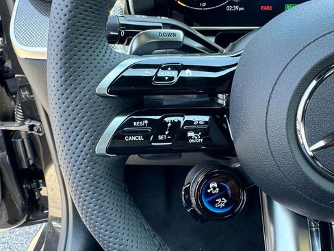 New 2025 Mercedes-Benz GLC 63 AMG S image 23