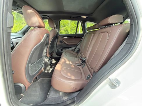 Used 2022 BMW X1 xDrive28i w/ Premium Package AWD/4WD image 22