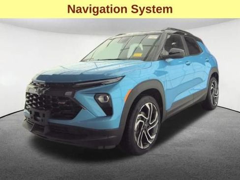 Used 2025 Chevrolet TrailBlazer RS w/ Convenience Package AWD/4WD image 4