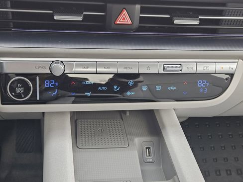 New 2025 Hyundai Ioniq 6 SEL image 18