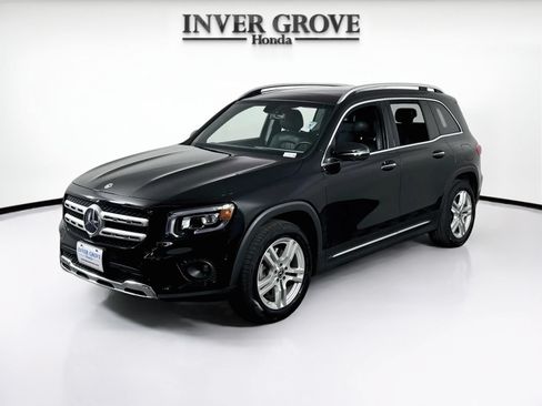 Used 2022 Mercedes-Benz GLB 250 4MATIC image 1