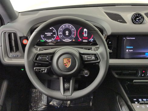 New 2026 Porsche Cayenne Coupe AWD/4WD image 16