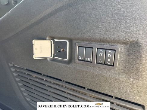 Used 2026 Chevrolet Suburban High Country w/ Sun And Tow Package AWD/4WD image 41