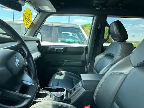 Certified 2025 Ford Bronco Outer Banks AWD/4WD image 6