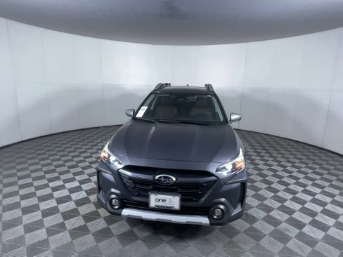 Used 2023 Subaru Outback Touring XT image 3
