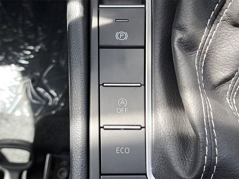 New 2025 Volkswagen Jetta Sport image 29