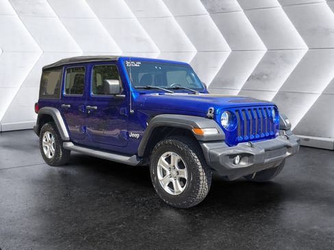 Used 2020 Jeep Wrangler Unlimited Sport AWD/4WD image 7