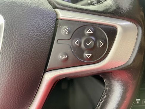 Used 2020 GMC Terrain SLE w/ Driver Convenience Package AWD/4WD image 17