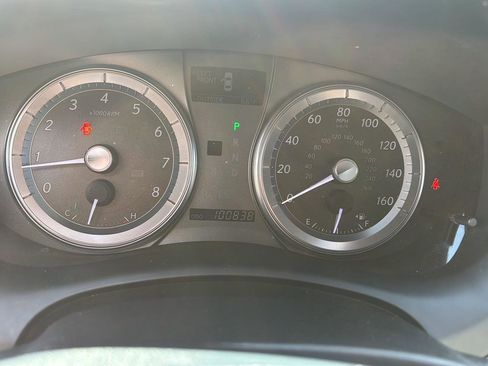 Used 2011 Lexus ES 350 FWD image 3