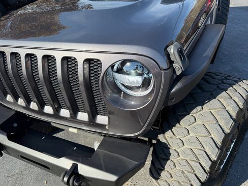 Used 2020 Jeep Wrangler Unlimited Sport S w/ Sun And Sound Package image 25