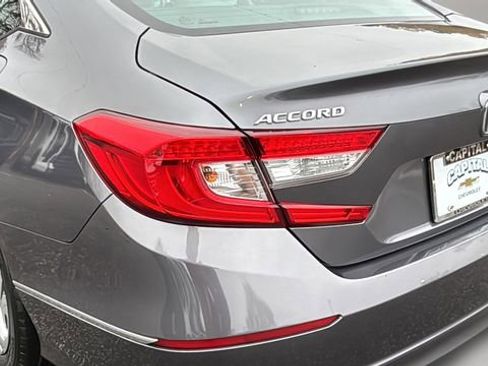 Used 2020 Honda Accord EX image 36