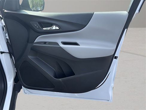 Certified 2022 Chevrolet Equinox LT image 6