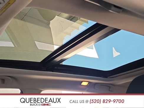 Used 2019 Nissan Rogue SV w/ Sun & Sound Touring Package FWD image 12