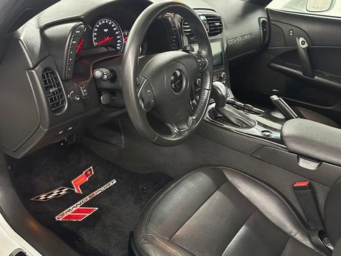 Used 2013 Chevrolet Corvette Grand Sport w/ 3LT Preferred Equipment Group RWD image 11