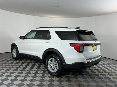 New 2026 Ford Explorer Active AWD/4WD image 7