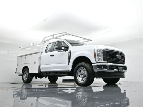 New 2026 Ford F350 XL w/ FX4 Off-Road Package image 52
