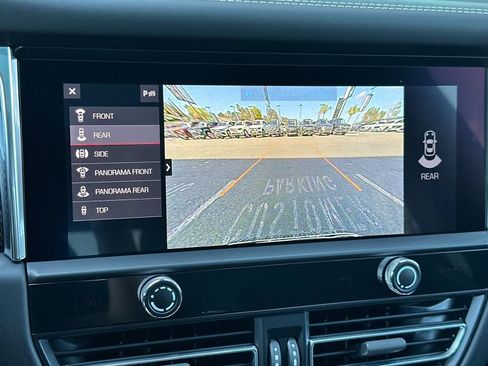 Used 2025 Porsche Macan GTS image 22