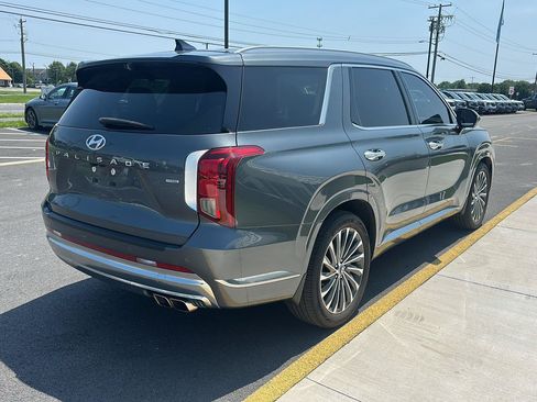 Used 2023 Hyundai Palisade Calligraphy AWD/4WD image 5