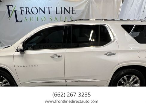 Used 2019 Chevrolet Traverse High Country w/ LPO, Floor Liner Package AWD/4WD image 4