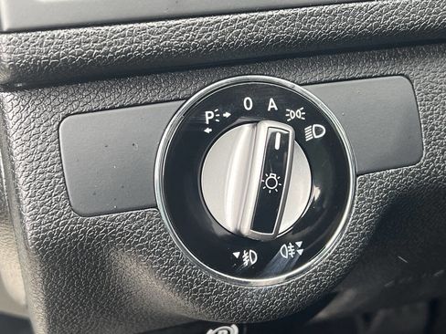 Used 2010 Mercedes-Benz C 63 AMG C 63 AMG 4dr Sedan image 16