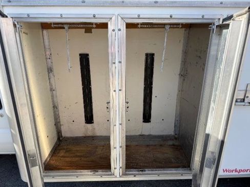 Used 2006 Ford E-450 and Econoline 450 E-450 image 20