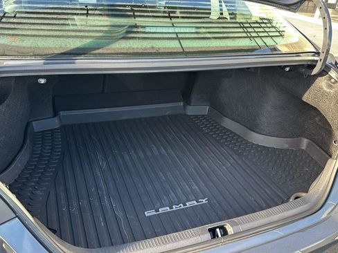 Used 2025 Toyota Camry XLE image 31