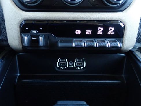 Used 2022 RAM 2500 Laramie image 18