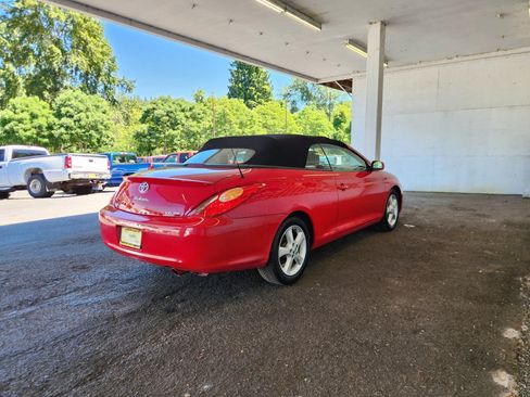 Used 2006 Toyota Solara SE FWD image 3