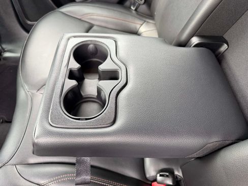 Used 2023 Jeep Compass Limited AWD/4WD image 11