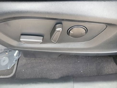 Certified 2021 Ford Explorer XLT w/ Equipment Group 202A image 24