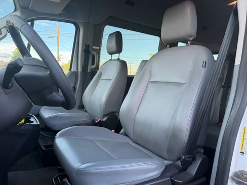 Used 2015 Ford Transit 350 XL image 10